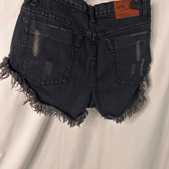 One X One Teaspoon Distressed Black Denim Shorts - Picture 6 of 16